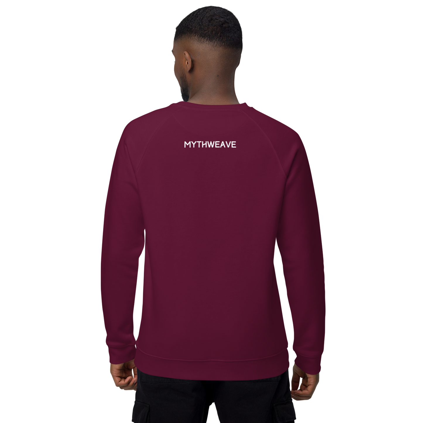 Sweatshirt homme en coton bio couleur bordeaux avec cercle runique MythWeave porté par un mannequin de dos