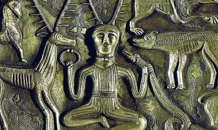Cernunnos : le dieu cornu des Celtes🦌