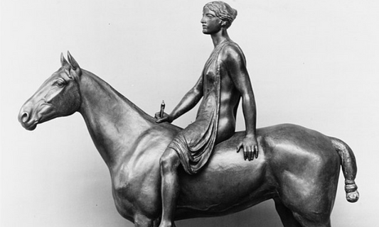 Les Amazones : guerrières indomptées des mythes et des steppes 🏹
