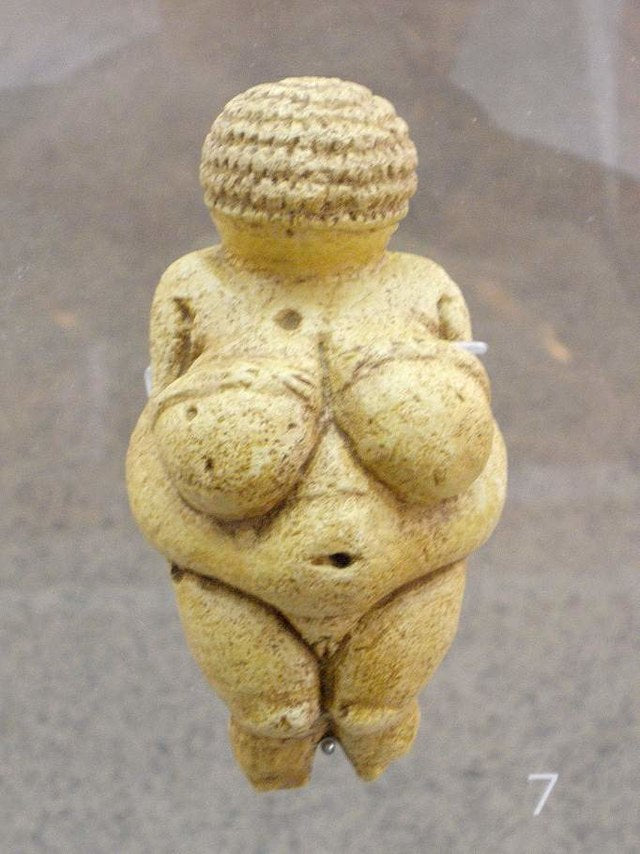 Vénus de willendorf - MythWeave 1