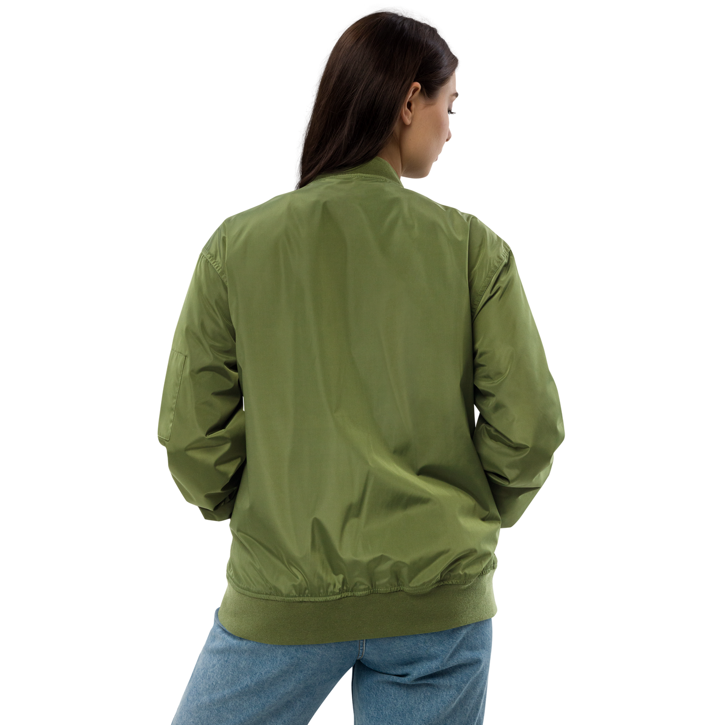 Veste bombers femme en polyester recyclé couleur vert avec logo brodé MythWeave porté par un mannequin de dos