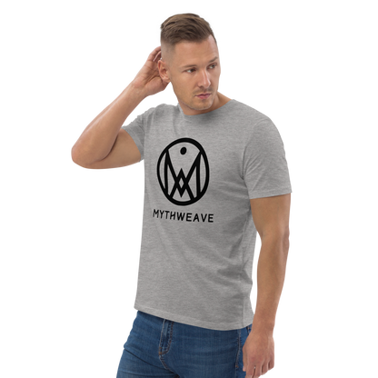 T-shirt homme en coton bio couleur gris avec logo MythWeave porté par un mannequin de face