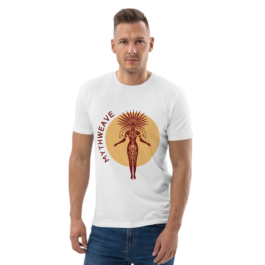 T-shirt homme en coton bio couleur blanc avec déesse du soleil MythWeave porté par un mannequin de face