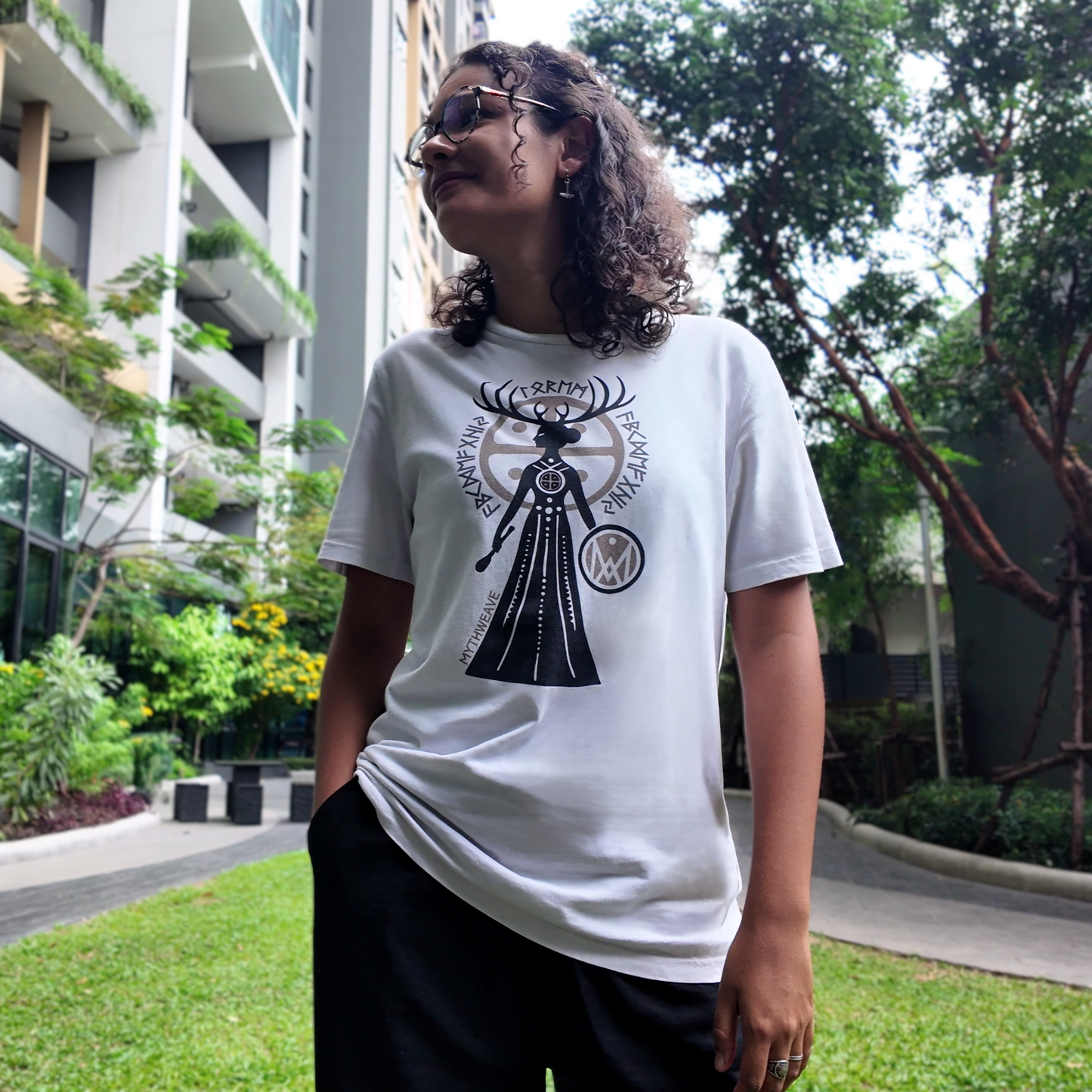 "Shaman Spirit" T-shirt in organic cotton - Women's